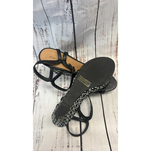 Maurices Black White Cutout Wedge Sandals Women's Size 10 - Picture 3 of 5